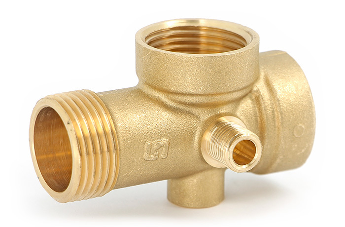 uzel-uni-fitt-pyativyvodnoy-dlya-avtonomnogo-vodosnabzheniya